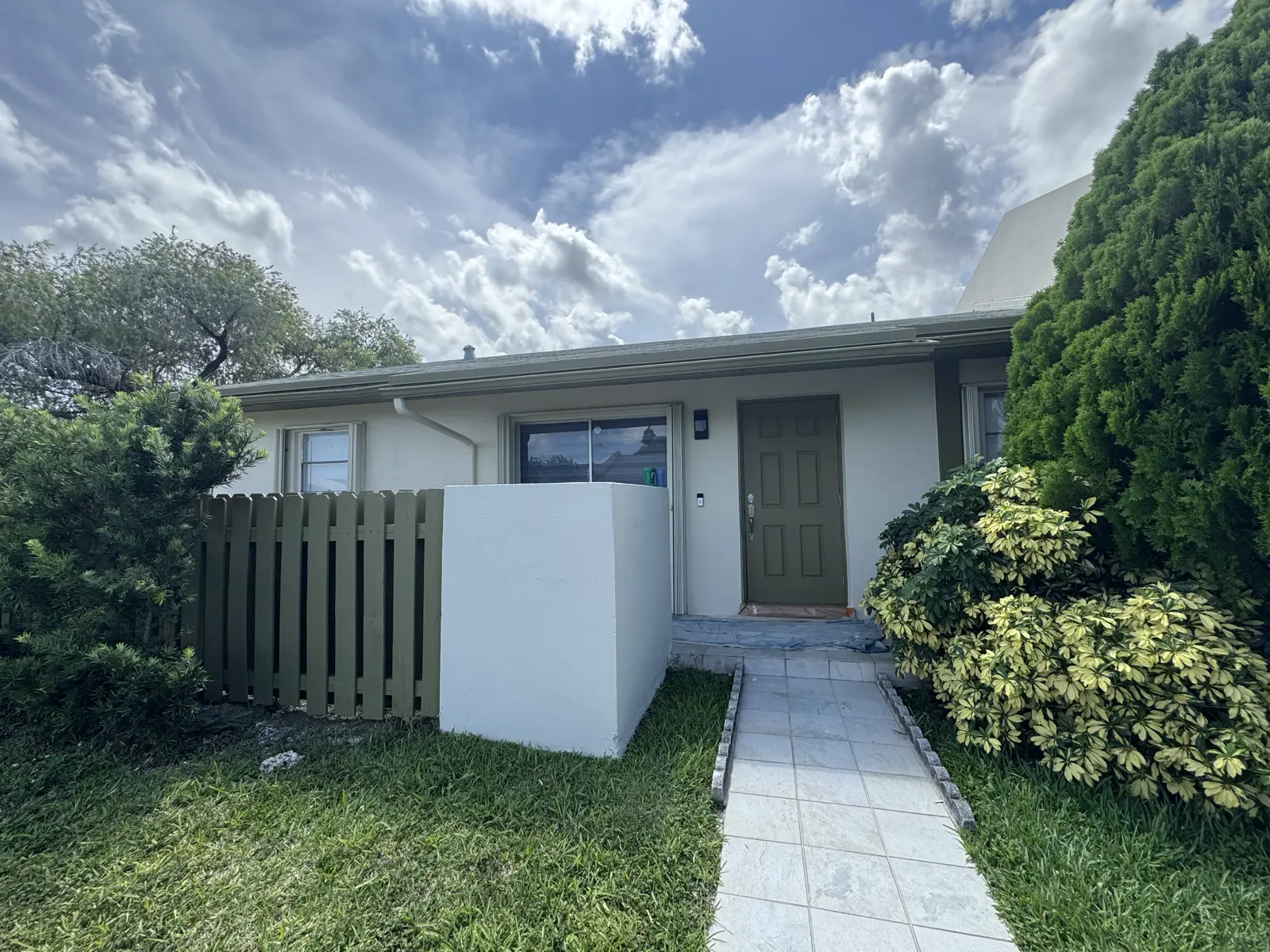 Residential and Commercial Painting Portfolio, painting services project photo 654