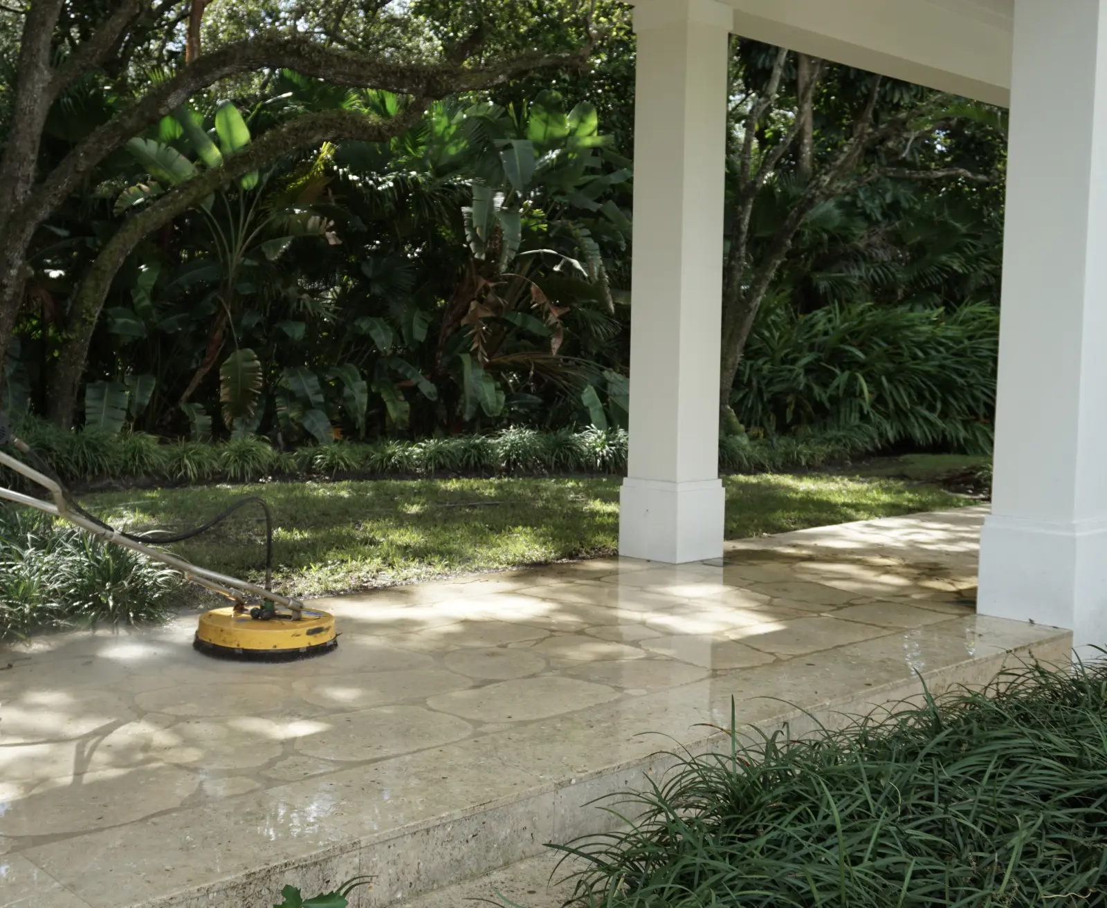Professional Pressure Washing in Progress, pressure washing project photo 7