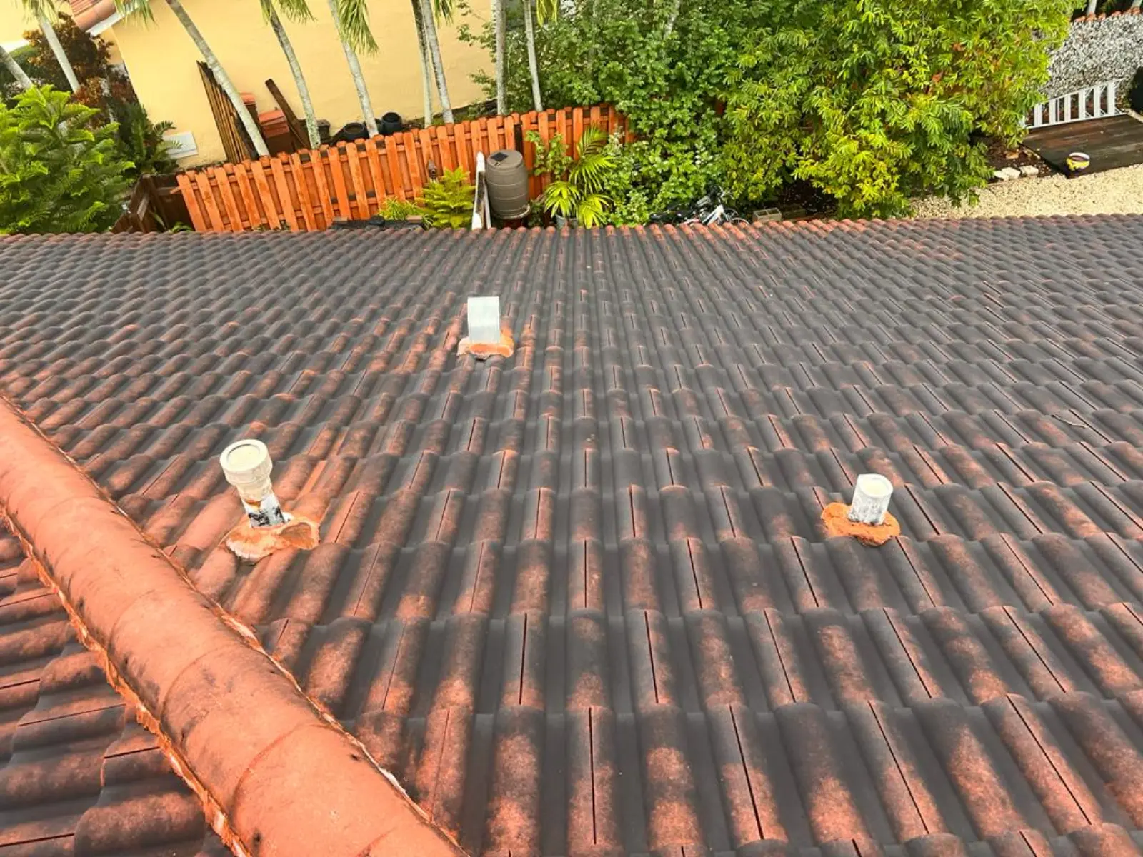 Driveway Surface Pressure Cleaning, pressure washing project photo 11